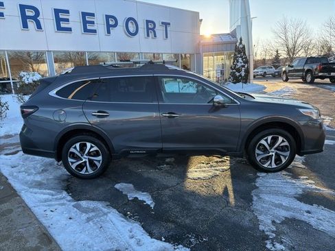 Used 2020 Subaru Outback Touring w/ Popular Package #2 image 8