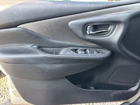 Used 2020 Nissan Murano S w/ Technology Package FWD image 6