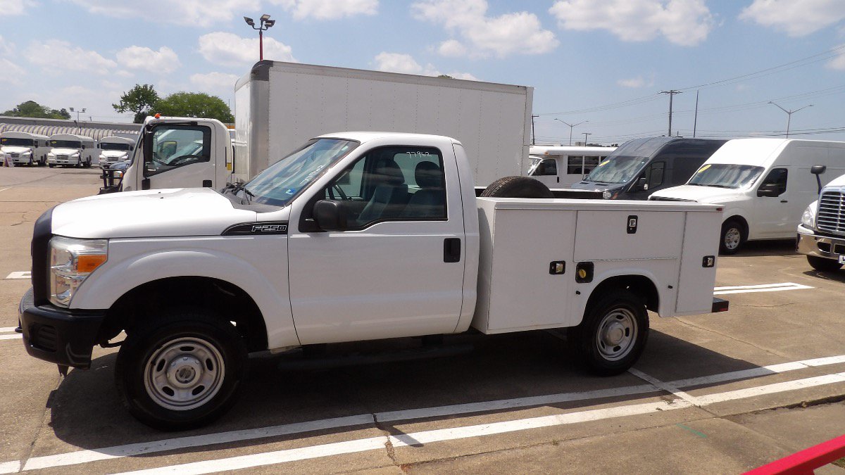 Used 2015 Ford F250 XL AWD/4WD image 4