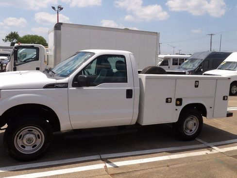 Used 2015 Ford F250 XL AWD/4WD image 4