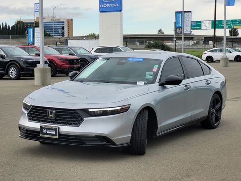 Certified 2024 Honda Accord Sport image 9