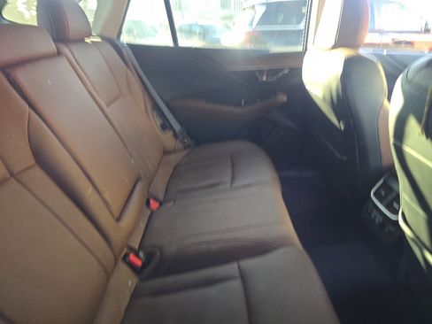 Used 2022 Subaru Outback Touring image 9