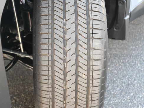 Certified 2025 Subaru Forester Premium w/ Convenience Package #2 image 12