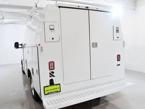 New 2026 Ford E-350 and Econoline 350 Super Duty w/ Power Equipment Group RWD image 14