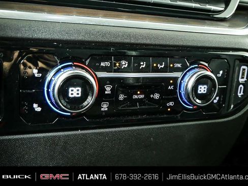 Certified 2025 GMC Sierra 1500 SLT AWD/4WD image 15