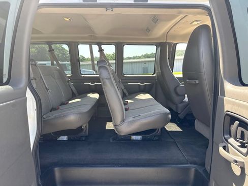 Used 2015 Chevrolet Express 3500 LT w/ LT Preferred Equipment Group RWD image 11