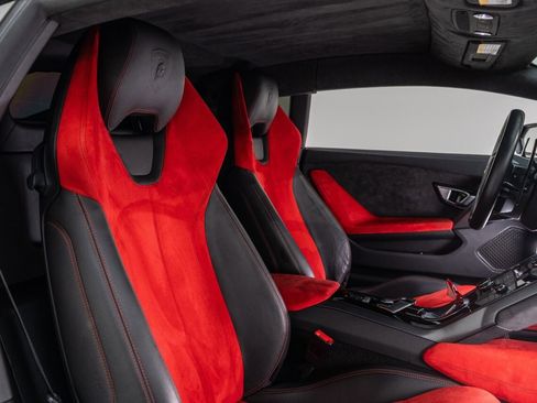 Used 2015 Lamborghini Huracan LP 610-4 image 35