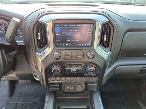 Used 2019 Chevrolet Silverado 1500 LT Trail Boss AWD/4WD image 25