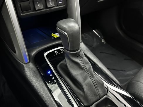 Used 2023 Toyota Corolla Cross XLE w/ Convenience Package image 18