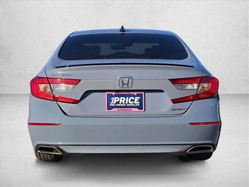 Used 2022 Honda Accord Sport image 6