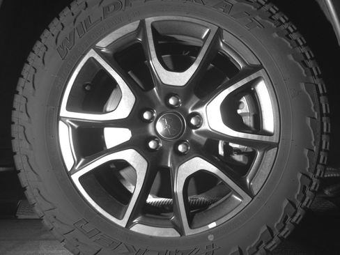 Used 2025 Jeep Compass Trailhawk AWD/4WD image 13