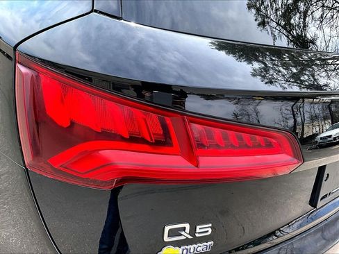 Used 2018 Audi Q5 2.0T Premium Plus w/ Premium Plus Package image 34