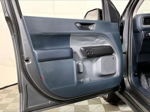 Used 2024 Ford Maverick Lariat w/ Black Appearance Package image 23