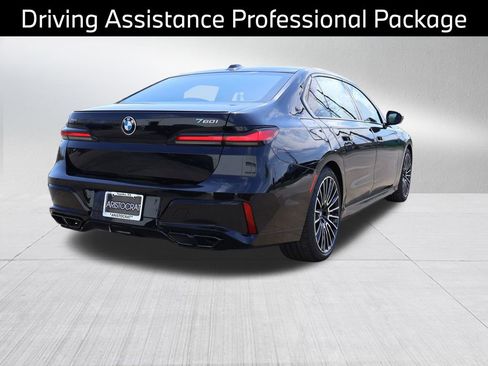 New 2026 BMW 760i xDrive w/ Executive Package AWD/4WD image 7