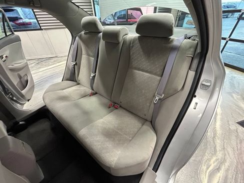 Used 2009 Toyota Corolla LE w/ Preferred Accessory Pkg FWD image 6