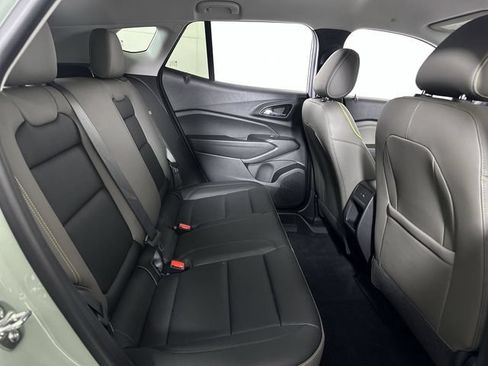 Used 2025 Chevrolet Trax ACTIV w/ Driver Confidence Package FWD image 28