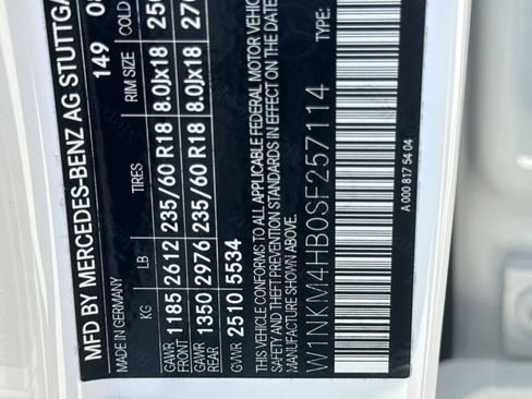 Certified 2025 Mercedes-Benz GLC 300 4MATIC image 36