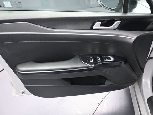 Used 2023 Kia K5 GT-Line w/ GT-Line Premium Package FWD image 3