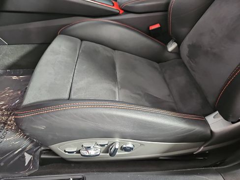 Used 2018 Porsche 911 GT3 RWD image 25