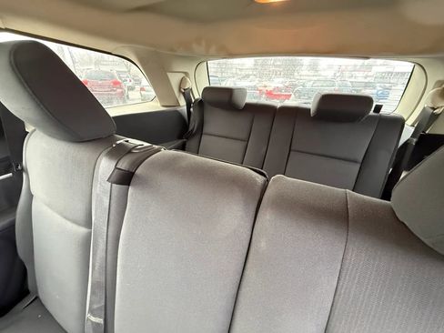 Used 2010 Dodge Journey SXT w/ Flexible Seating Group image 12