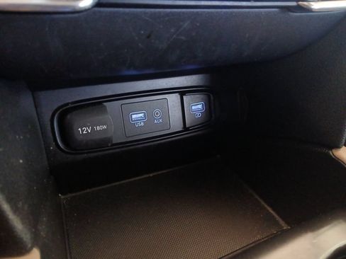 Used 2019 Hyundai Santa Fe SE FWD image 22