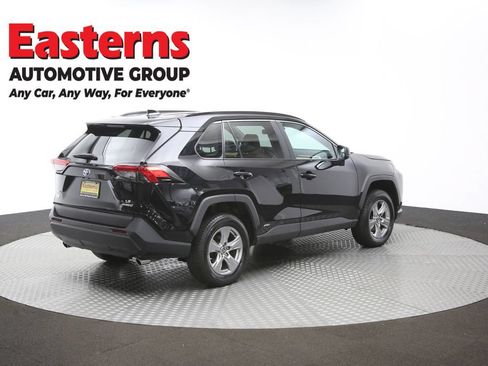 Used 2023 Toyota RAV4 LE AWD/4WD image 40
