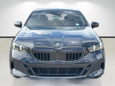 New 2027 BMW 530i xDrive w/ M Sport Package AWD/4WD image 8