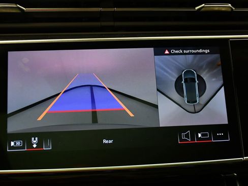 Used 2025 Audi Q8 Premium Plus image 27