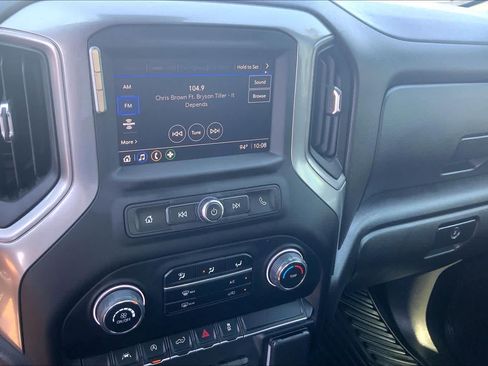 Used 2022 Chevrolet Silverado 1500 Custom AWD/4WD image 34