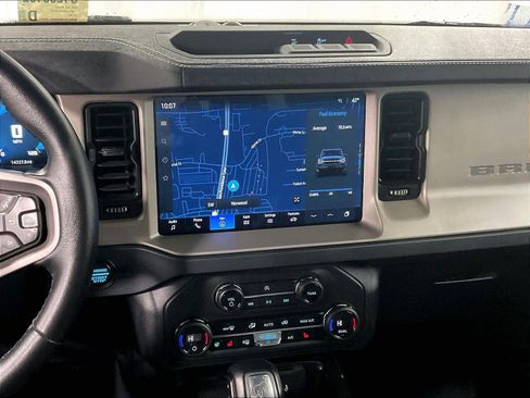 Used 2025 Ford Bronco Outer Banks image 18