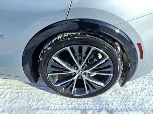 Used 2023 Toyota Prius XLE image 10