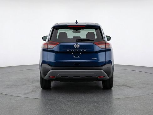 Used 2025 Nissan Rogue SV FWD image 7