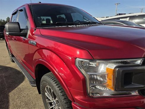 Used 2018 Ford F150 XLT w/ Equipment Group 302A Luxury image 4