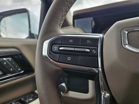 New 2026 GMC Yukon Denali image 12