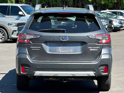 Used 2022 Subaru Outback Touring AWD/4WD image 5