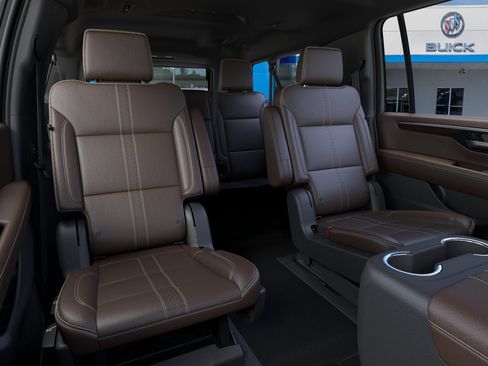 New 2026 Chevrolet Suburban High Country AWD/4WD image 17