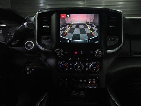 Used 2022 RAM 2500 Big Horn w/ Level C Equiment Group AWD/4WD image 28