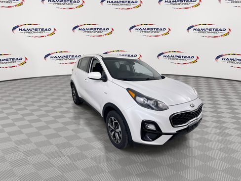 Used 2021 Kia Sportage LX AWD/4WD image 2