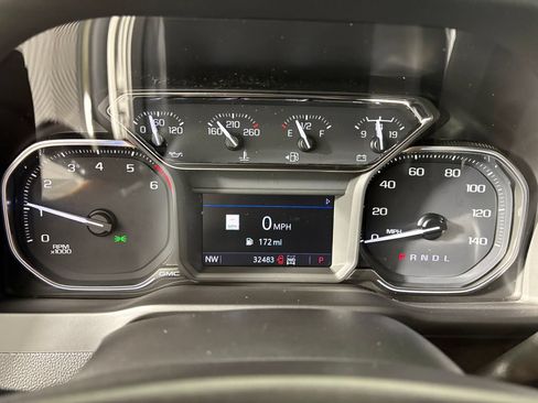 Used 2023 GMC Sierra 2500 AT4 w/ AT4 Preferred Package AWD/4WD image 16