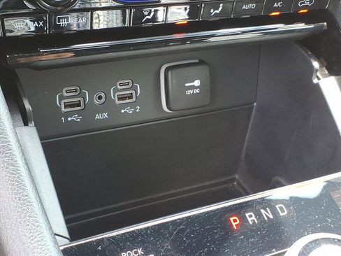 Used 2025 Jeep Grand Cherokee Summit AWD/4WD image 32