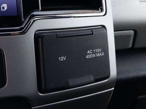 Used 2022 Ford F550 2WD SuperCab Super Duty image 43