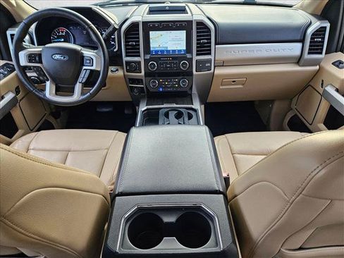 Used 2020 Ford F250 Lariat w/ Lariat Ultimate Package AWD/4WD image 16