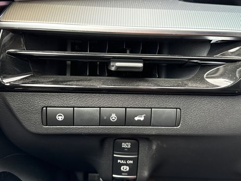 Used 2025 Nissan Murano SL image 10