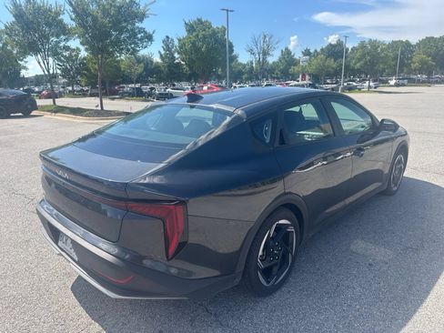 Used 2025 Kia K4 EX FWD image 5