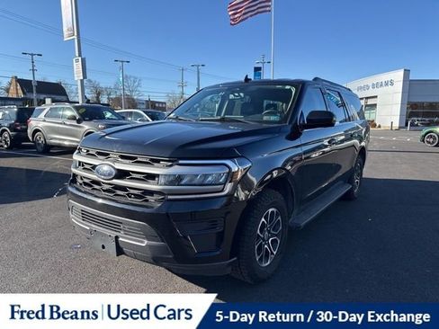 Certified 2024 Ford Expedition Max XLT image 3