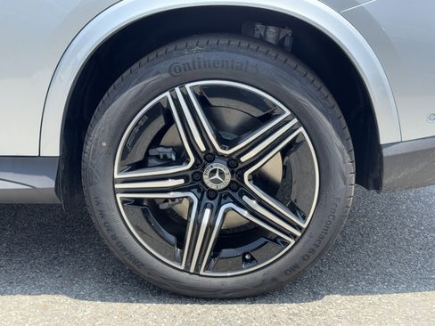 New 2025 Mercedes-Benz GLC 350e 4MATIC image 17