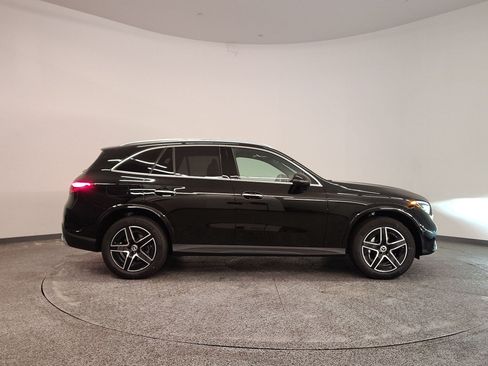 Used 2026 Mercedes-Benz GLC 300 image 8
