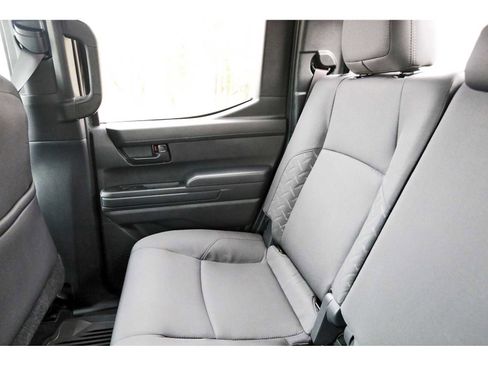 Used 2025 Toyota Tacoma SR image 9