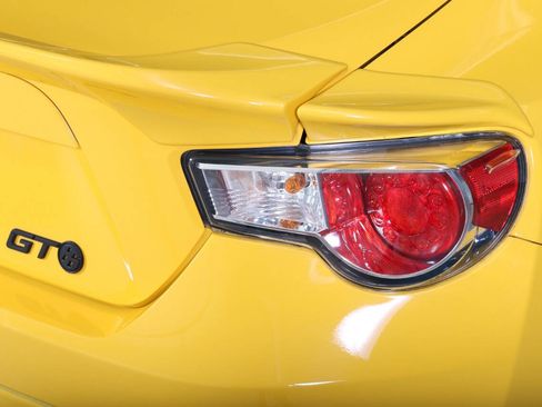 Used 2015 Scion FR-S Release Series 1.0 image 25