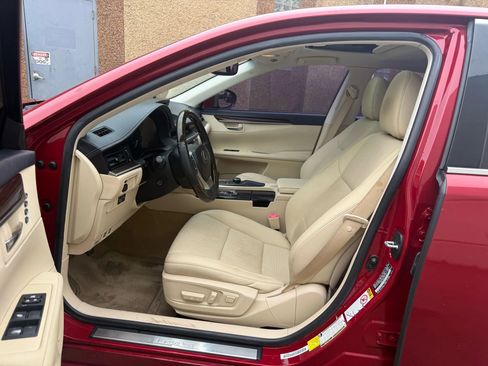 Used 2015 Lexus ES 350 w/ Premium Package image 26